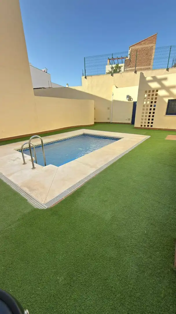 Piscina de Piso en venta en Torremolinos con Aire acondicionado, Balcón y Piscina comunitaria