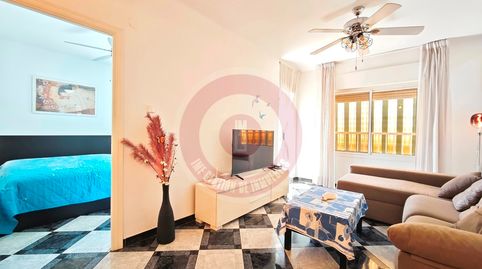 Foto 4 de Piso en venta en Avenida Vivar Téllez, 40, Hispanidad - Vivar Téllez, Vélez-Málaga