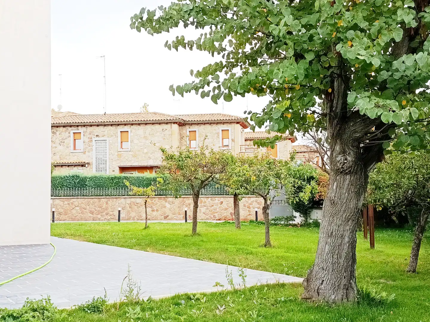 Vista exterior de Casa o chalet en venta en Villamayor con Calefacción, Jardín privado y Terraza
