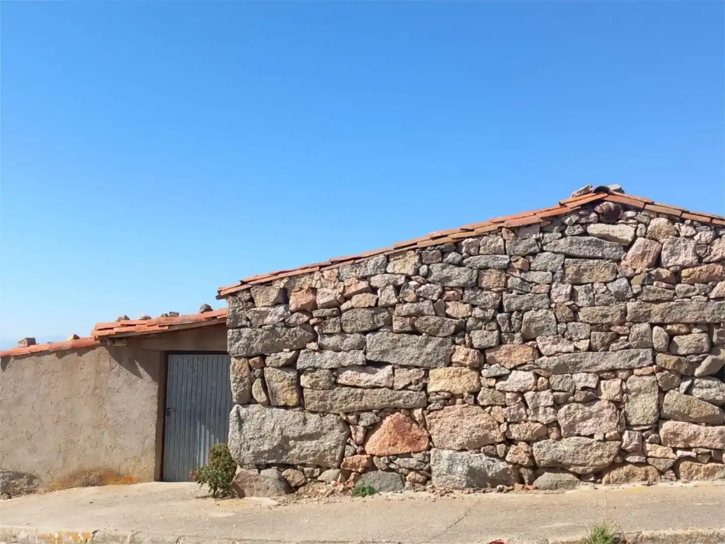 Vista exterior de Residencial en venda en Becedillas, Ávila
