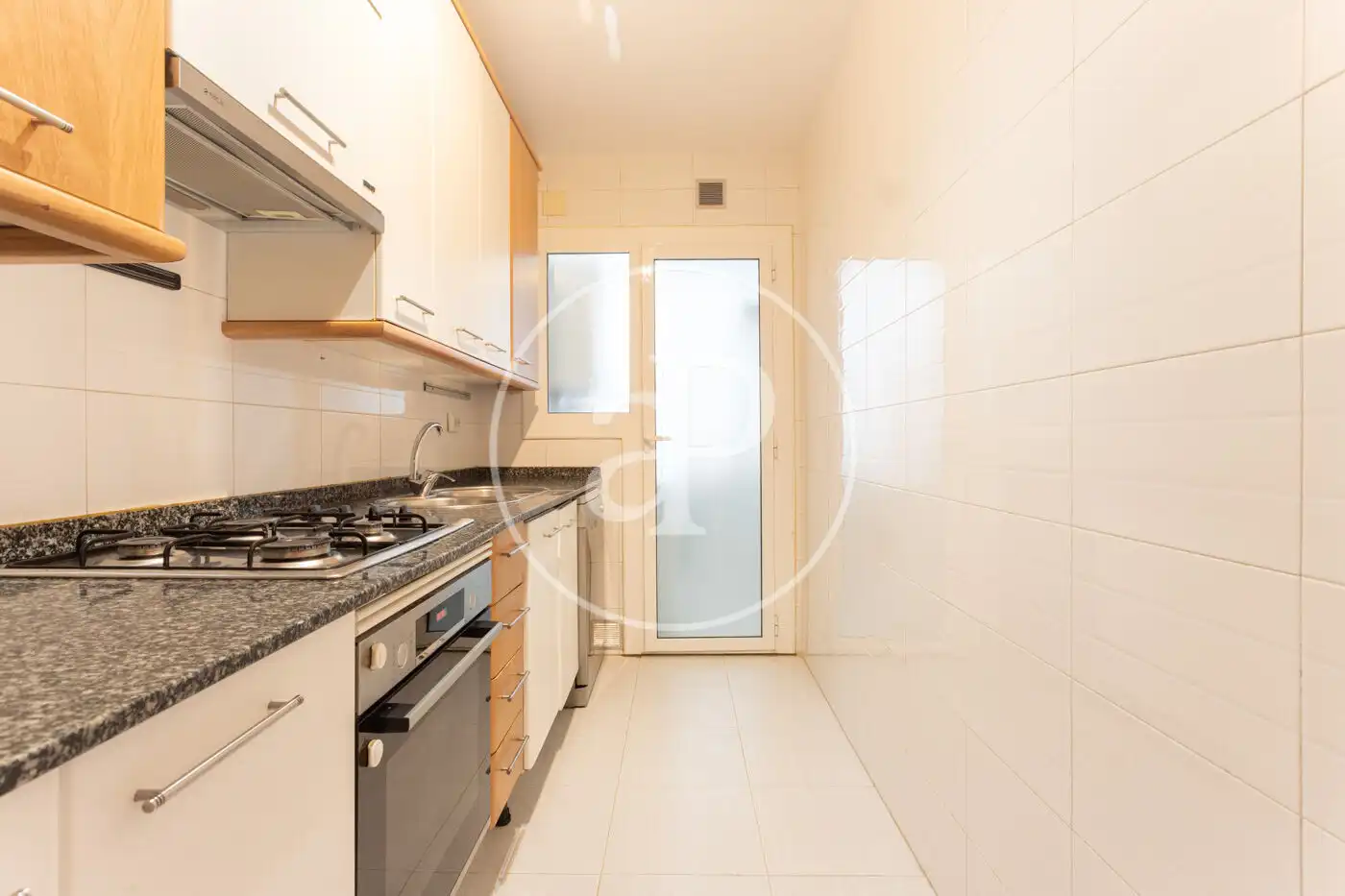 Cocina de Piso de alquiler en Rubí con Aire acondicionado, Calefacción y Jardín privado