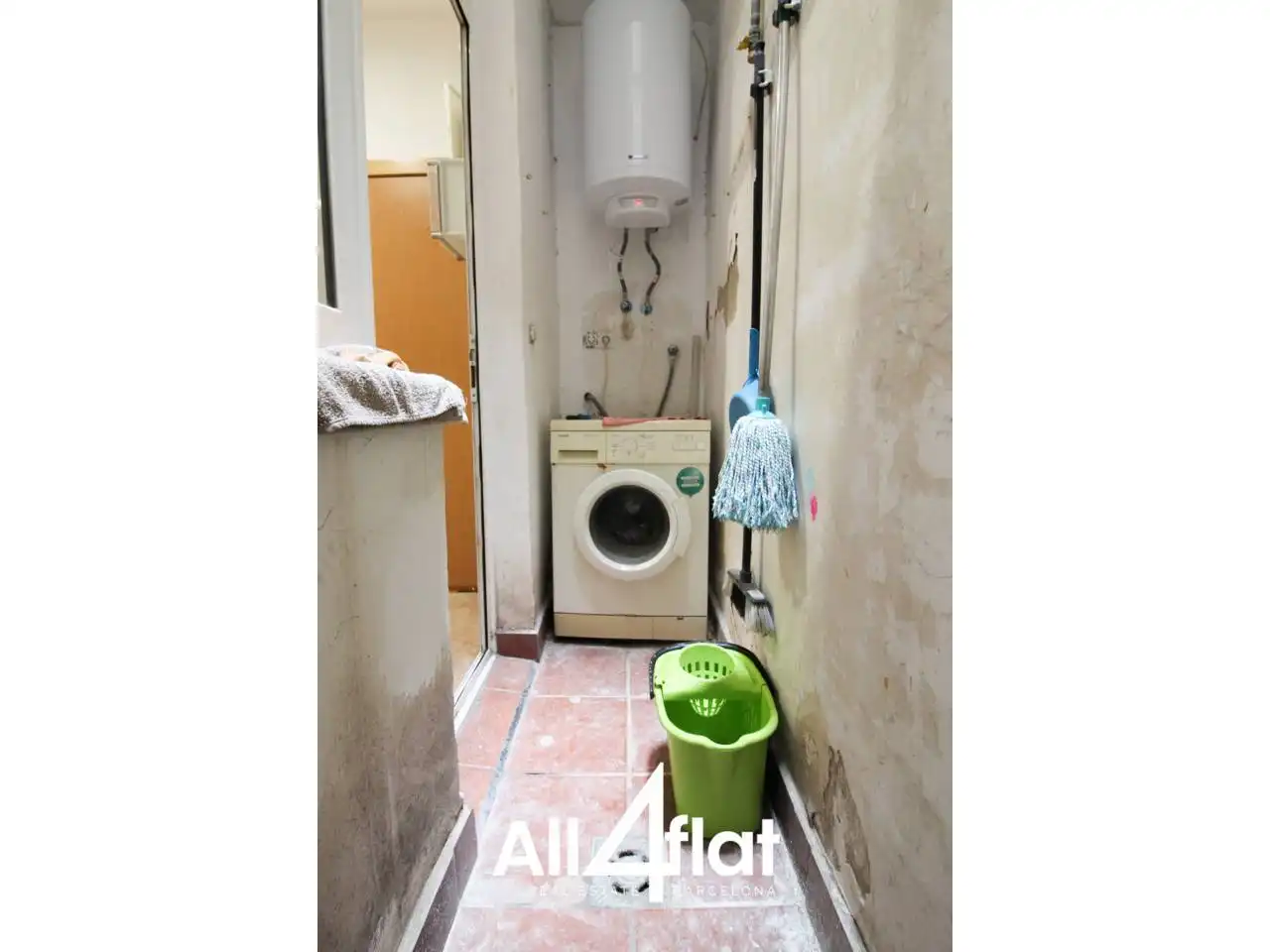Wohnung zum Verkauf in L'Hospitalet de Llobregat mit Klimaanlage und Alarm