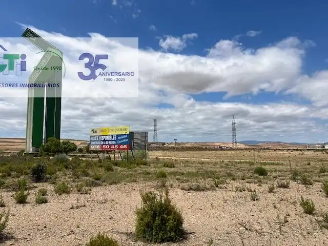 Residential for sale in Poligono El Sabinar, Épila