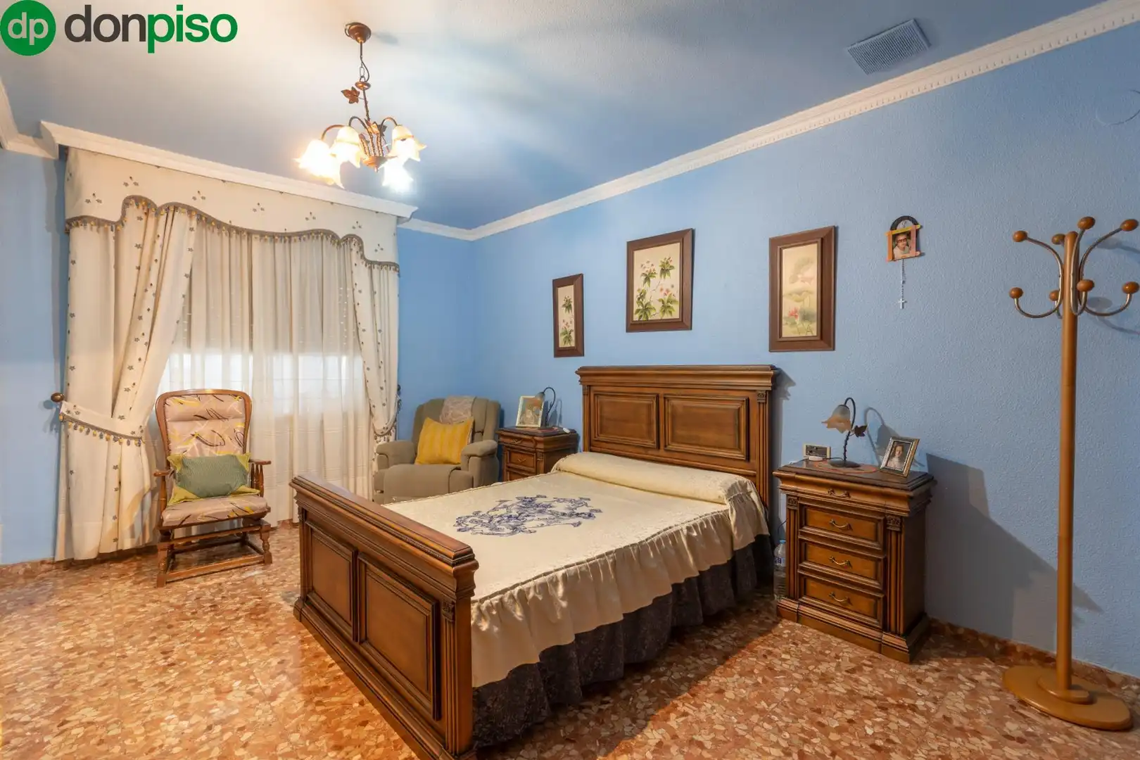 Detached homes for sale in Calle Viejo de Charilla, 43, Alcalá la Real