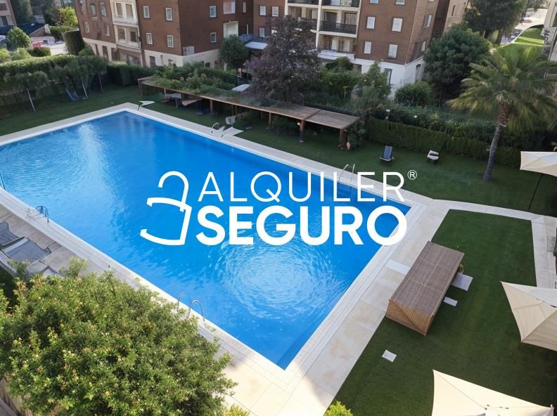 Swimming pool of Flat to rent in Montequinto  with Air Conditioner, Terrace and Swimming Pool
