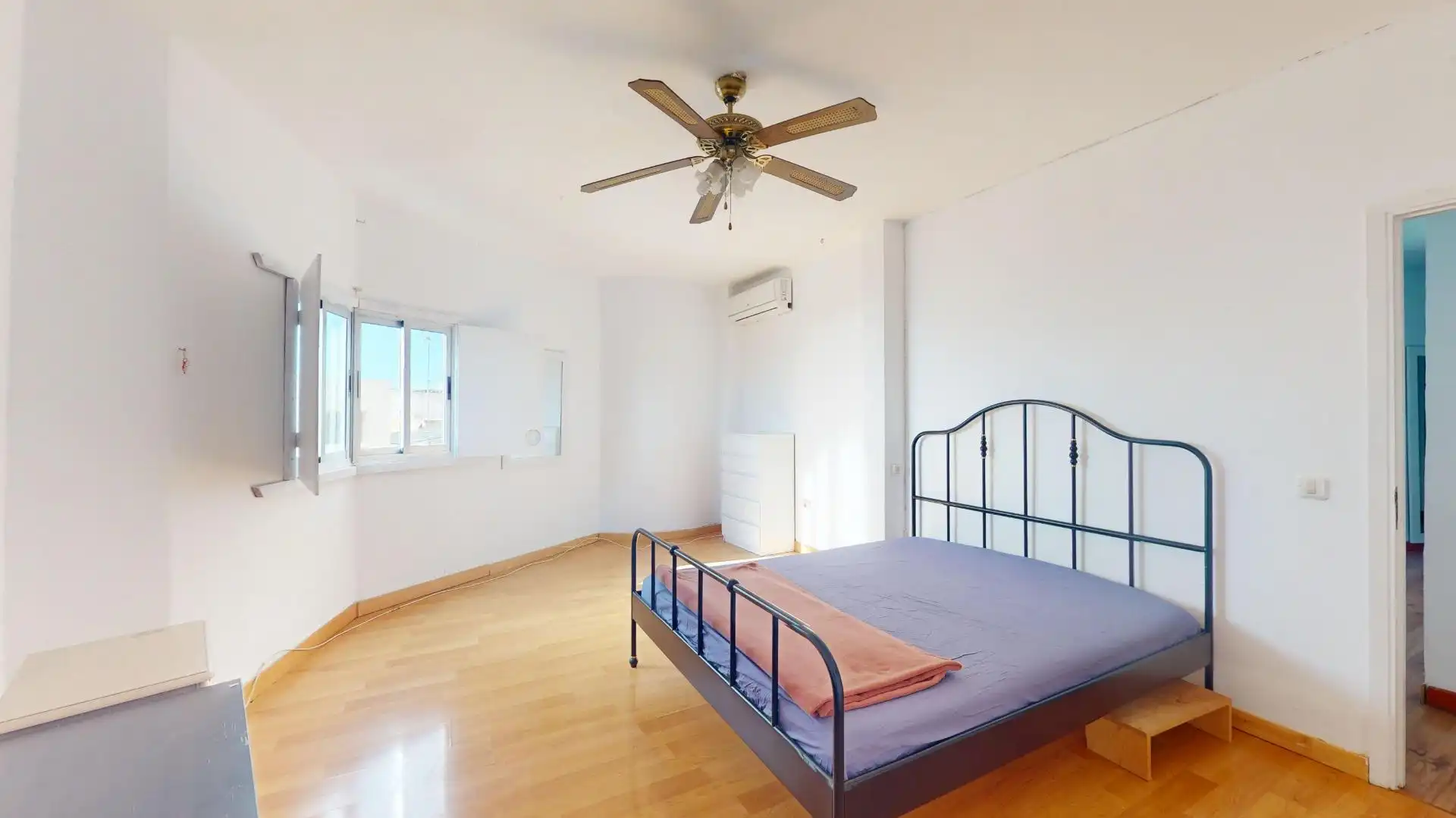 Flat for rent in Calle PINO, 11, La Cuesta -Finca España