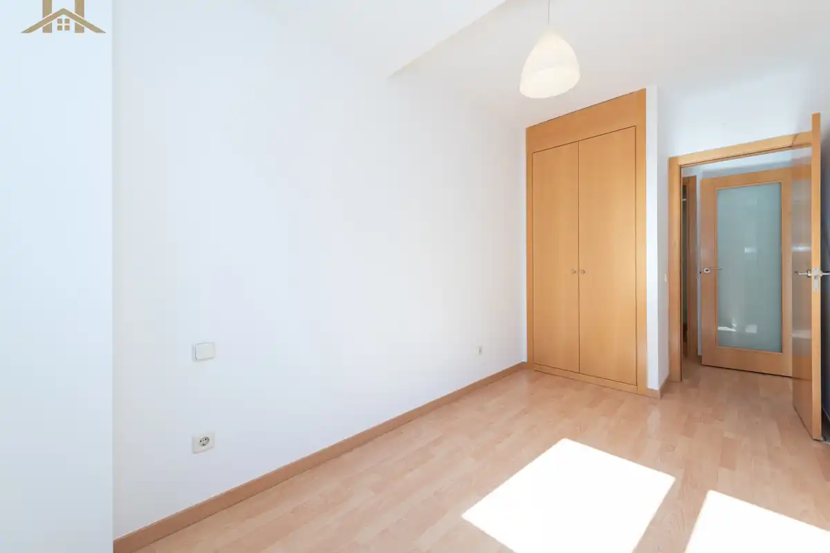 Bedroom of Flat for sale in Pinto  with Air Conditioner, Heating and Storage room