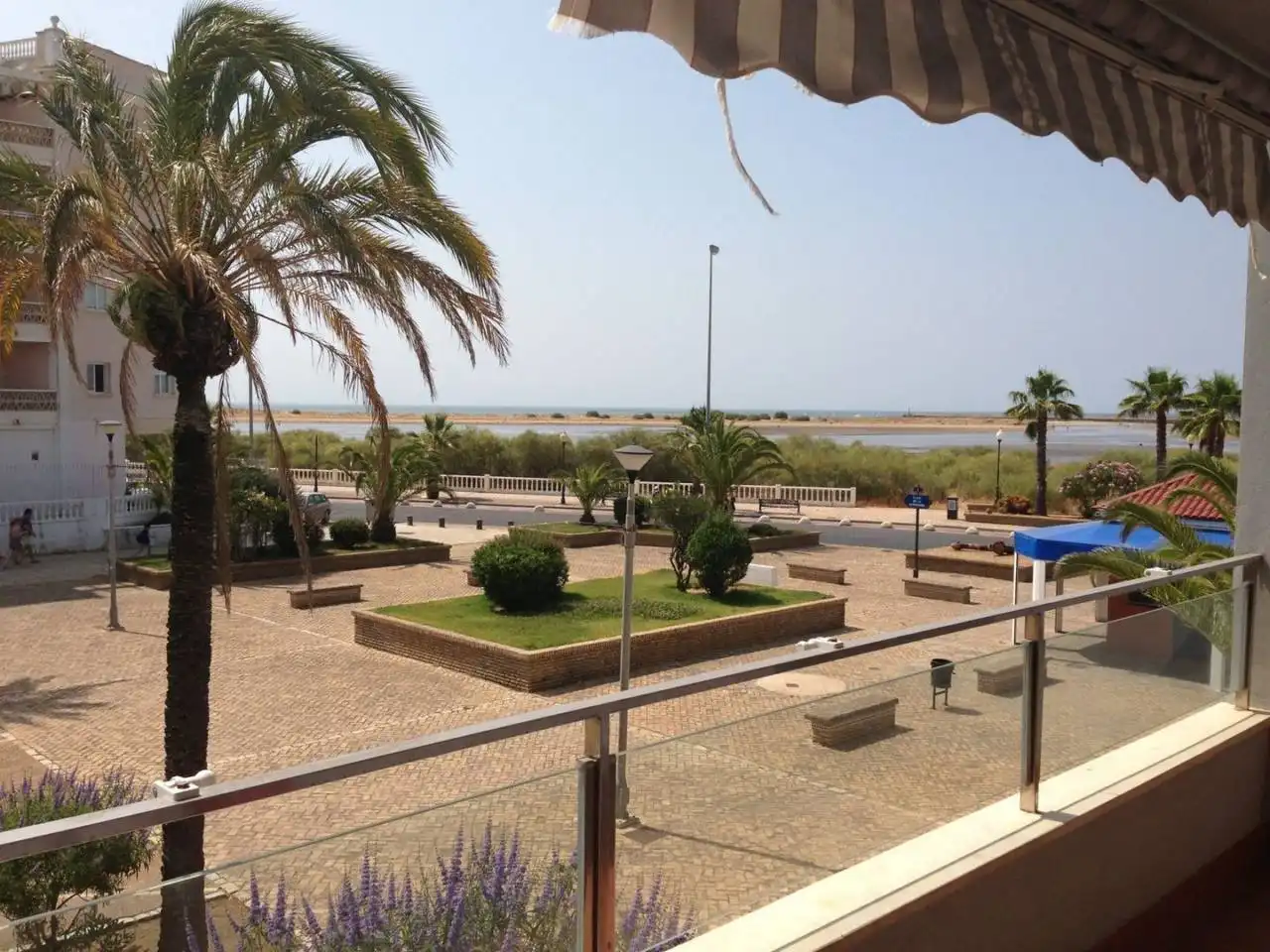 Flat for sale in Isla Cristina  with Air Conditioner, Terrace and Storage room