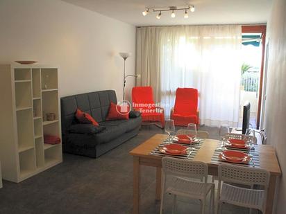 Sala d'estar de Apartament en venda en Arona amb Terrassa