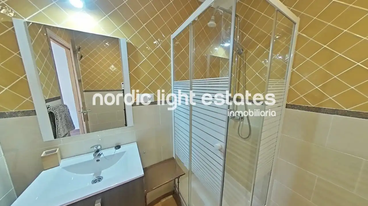 House with pool for sale in Avda Pescia - Ctra de Frigiliana, imagen 18
