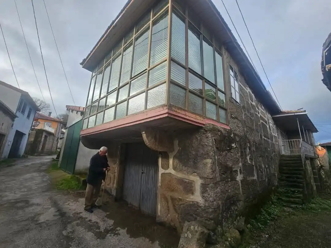 Casa rústica en venda a Rairiz de Veiga