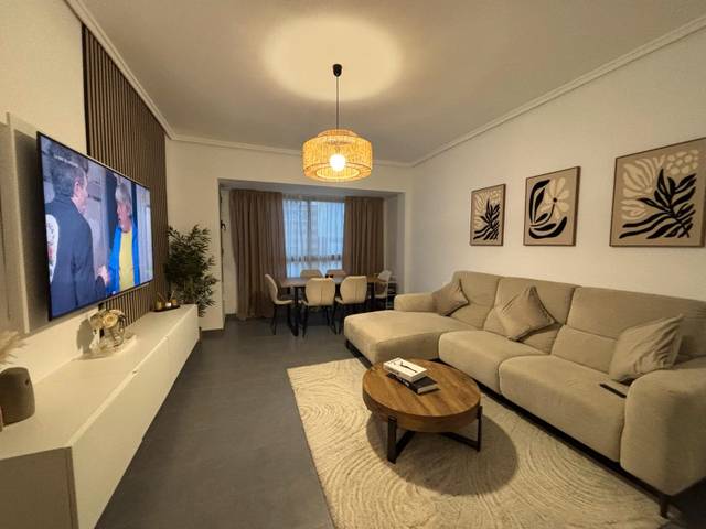 Piso en Venta en Carrer de la Mare de Déu del Lledó en Plaza Illes Columbretes