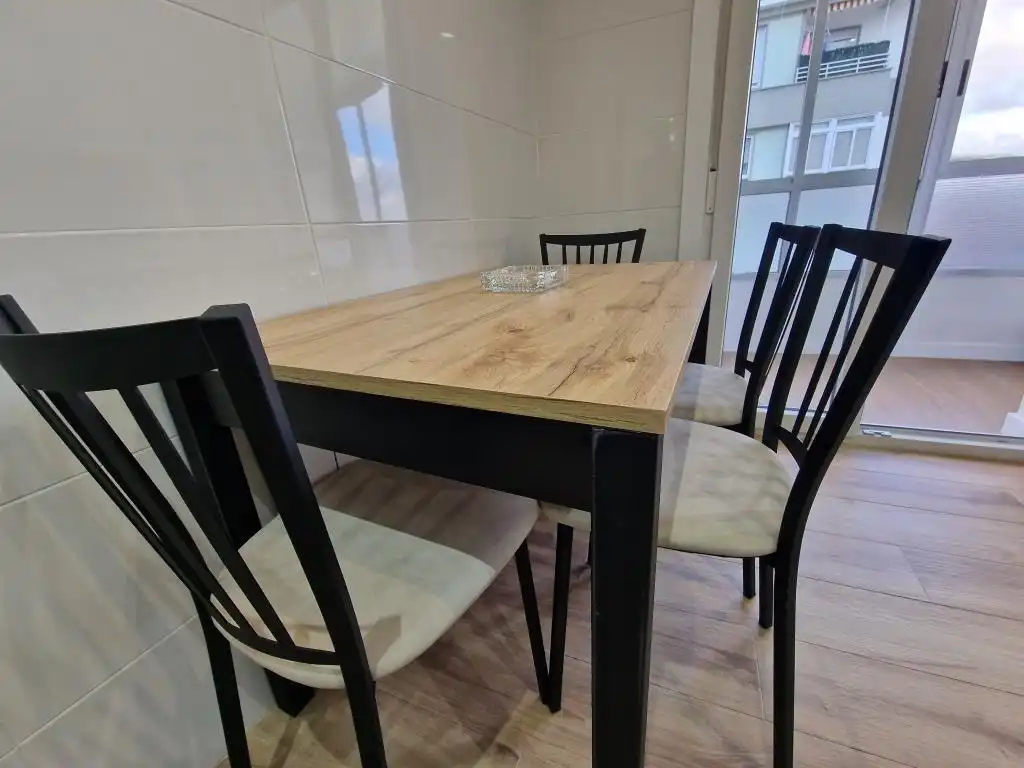 Habitació a Portugal.H1, Couto