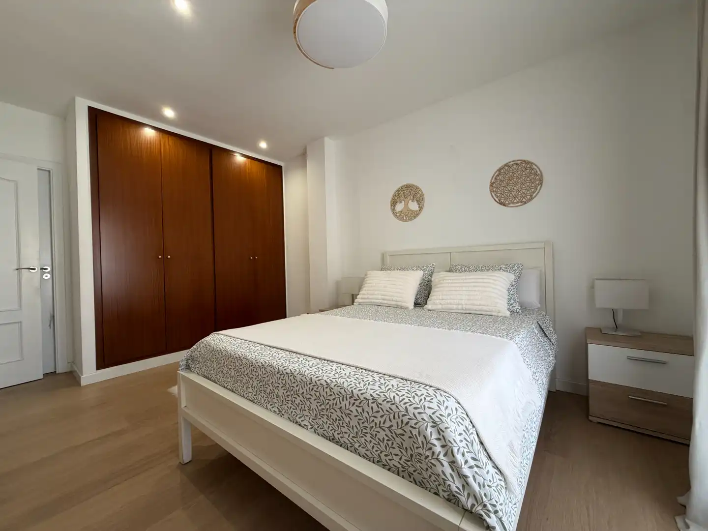 Dormitori de Apartament en venda en Roses amb Aire condicionat, Calefacció i Parquet