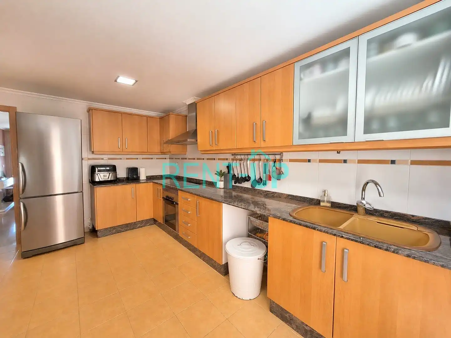 Cocina de Casa adosada en venta en Novelé  / Novetlè con Aire acondicionado, Jardín privado y Terraza