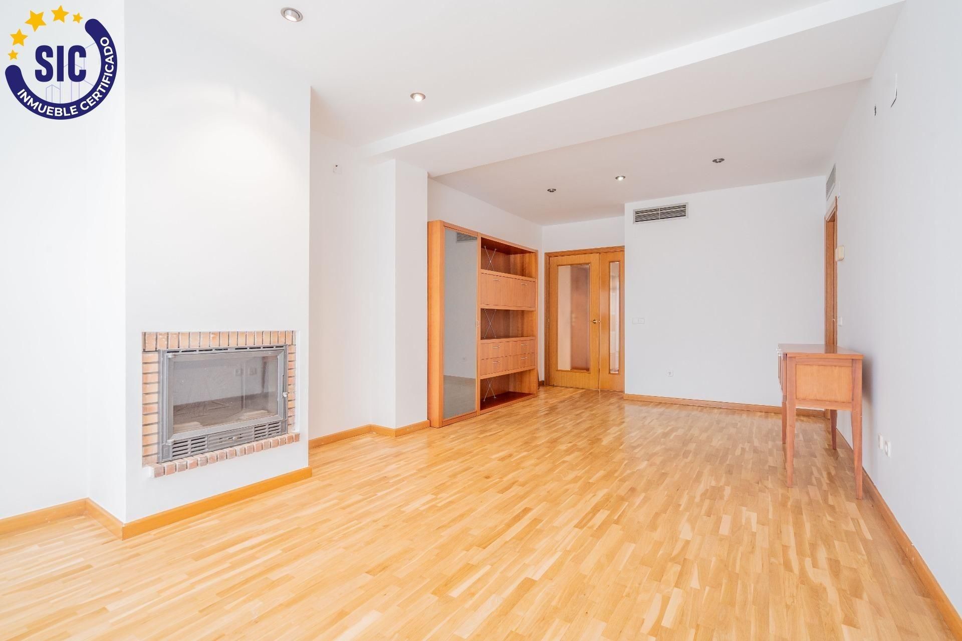 Sala d'estar de Pis de lloguer en  Valencia Capital amb Aire condicionat, Calefacció i Jardí privat