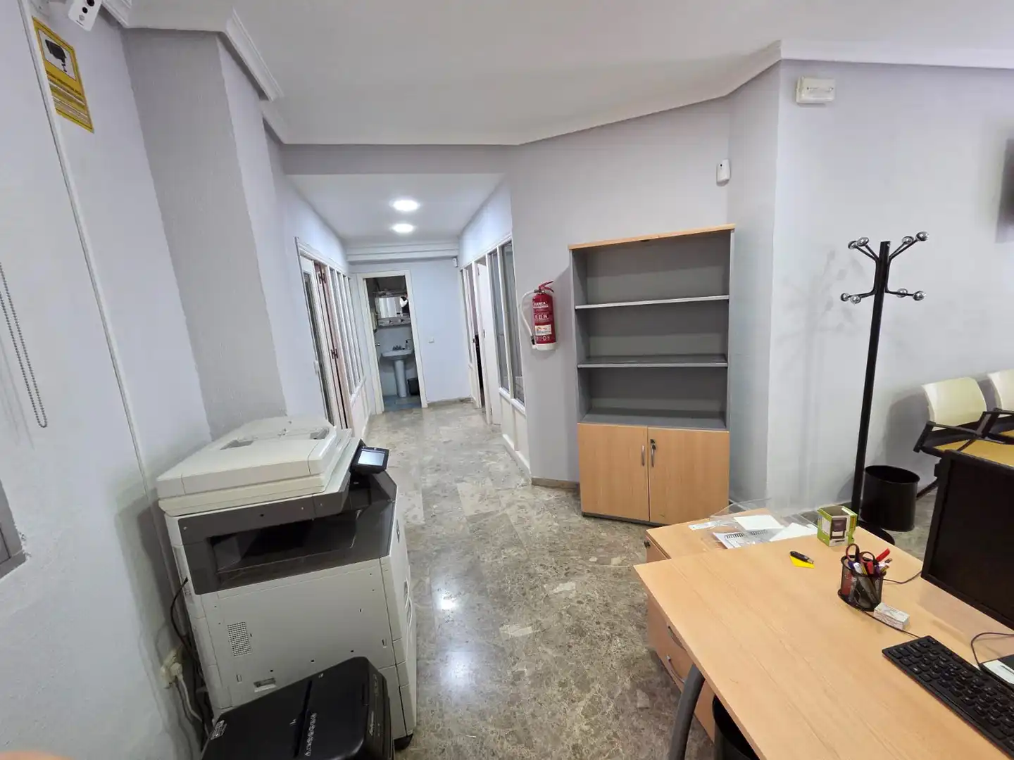 Local de lloguer en Cádiz amb Aire condicionat i Moblat