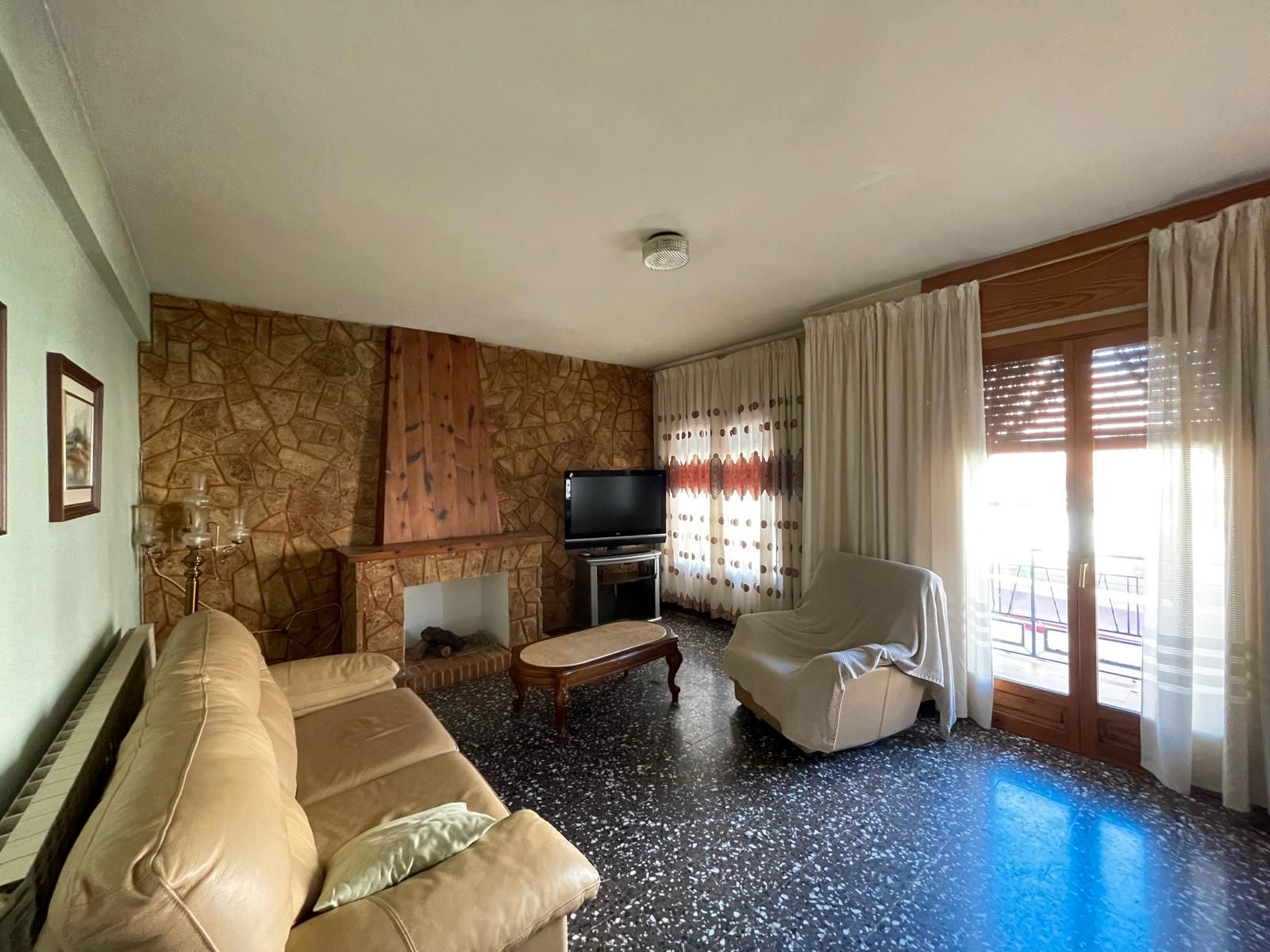 Living room of Flat for sale in Valderrobres  with Heating, Terrace and Balcony
