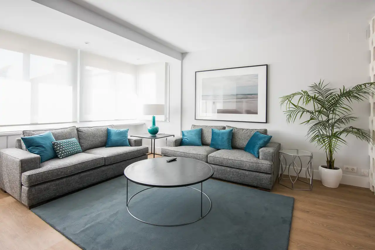 Living room of Flat for sale in Madrid  with Air Conditioner, Heating and Community pool