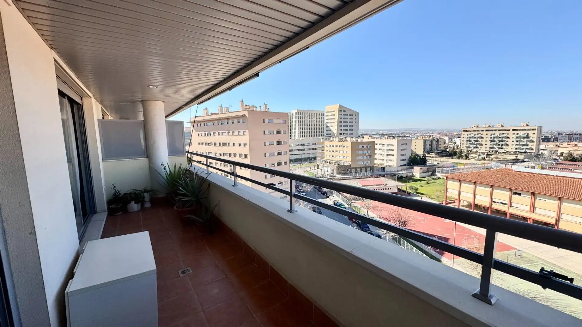 Flat for sale in Avenida Avenida de la Ilustración, 85, Campus de la Salud