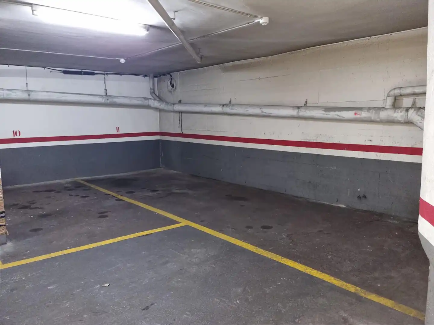 Garage zum Verkauf in N/A, El Parc i la Llacuna del Poblenou
