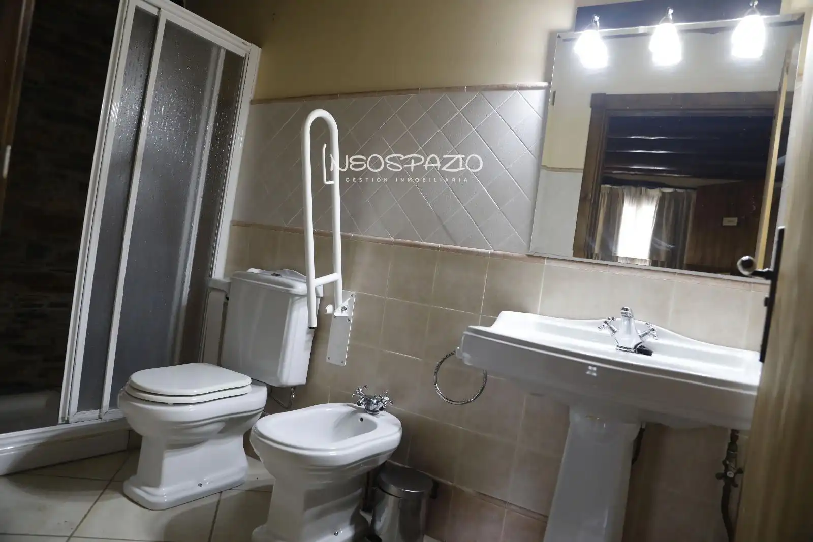 Baño de Casa o chalet en venta en Castroverde con Calefacción y Amueblado