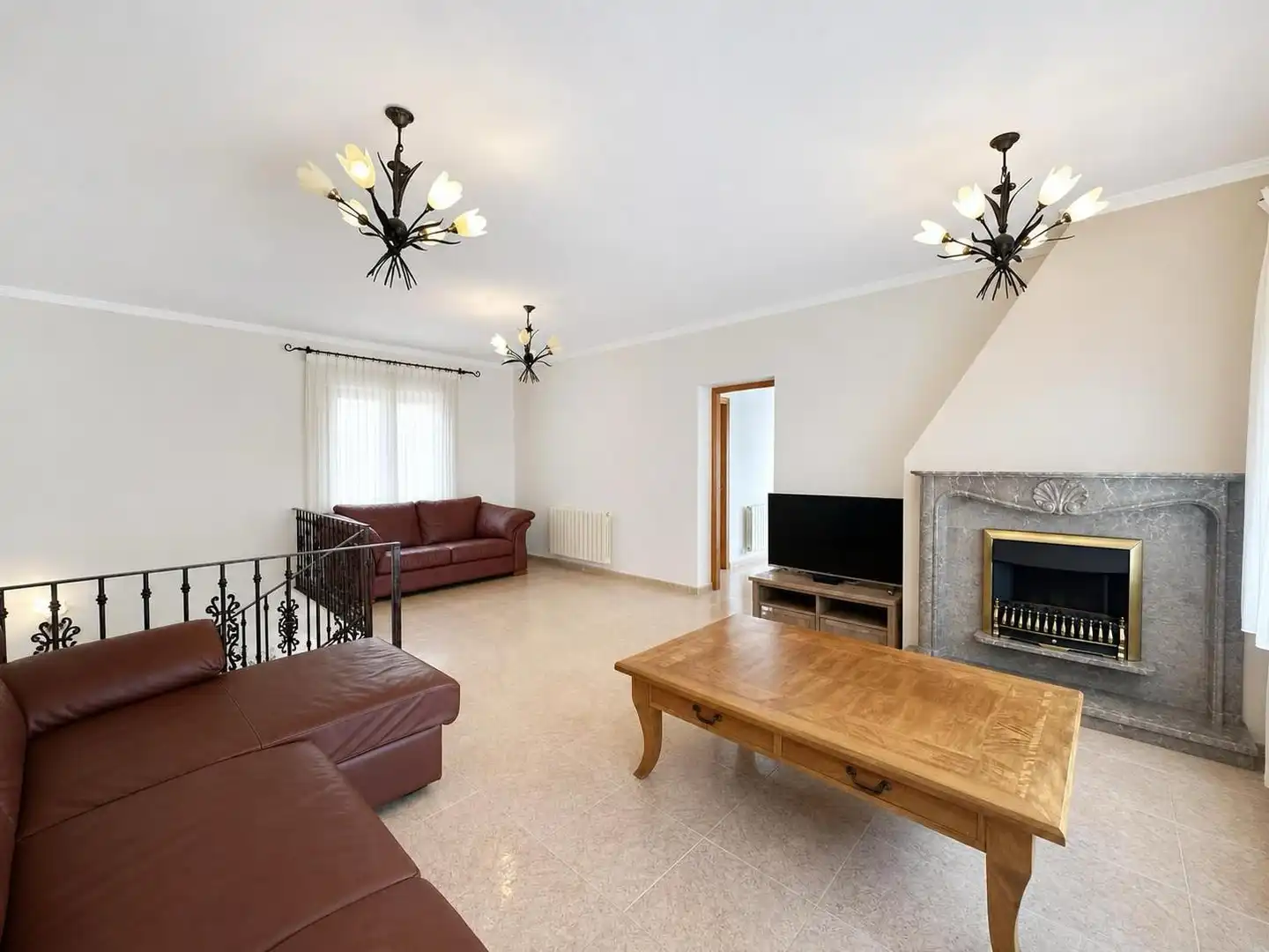 Chalet con terraza en alquiler en La Fustera, imagen 10
