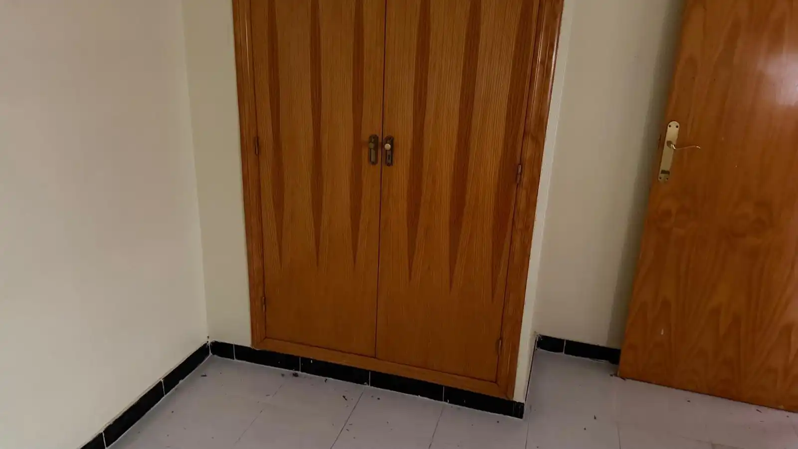 Piso en venta en Torrevieja con Terraza y Piscina comunitaria