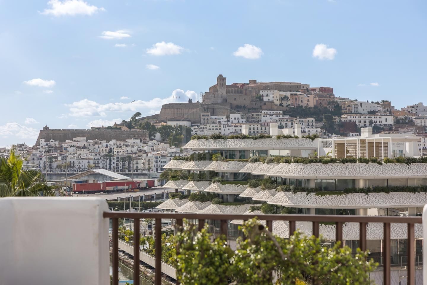 Vista exterior de Apartament en venda en Eivissa amb Aire condicionat, Calefacció i Terrassa