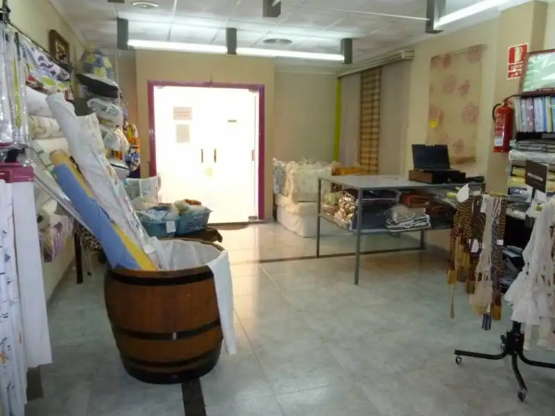 Locale commerciale in vendita a Almansa, imagen 3