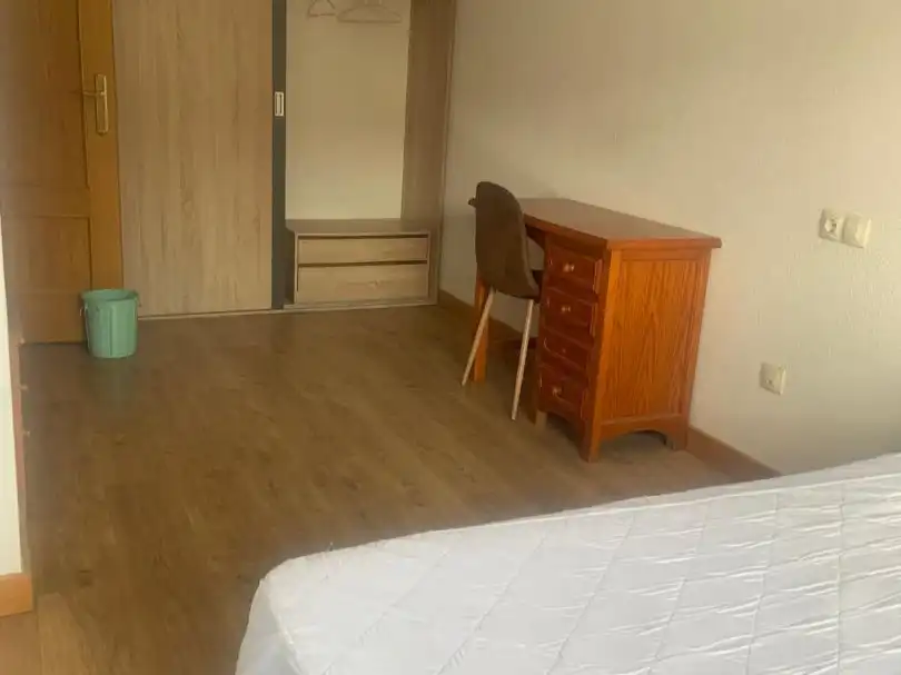 Schlafzimmer von Wohnung zur Miete in Salamanca Capital