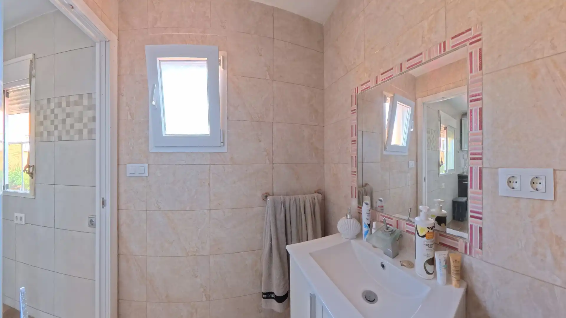Baño de Casa adosada en venta en Sueca con Aire acondicionado, Calefacción y Terraza