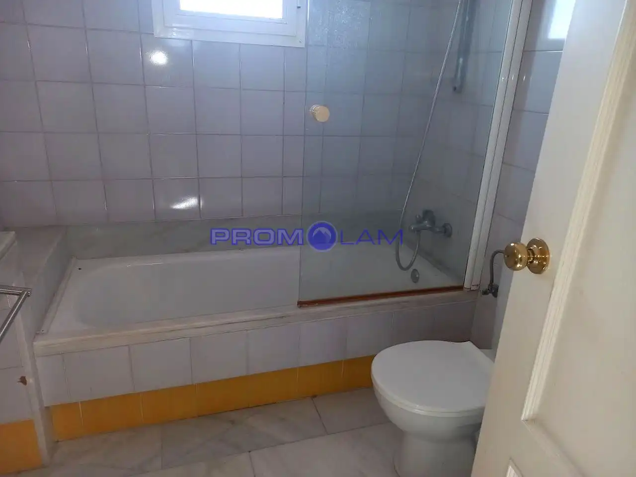 Baño de Casa o chalet en venta en Bollullos de la Mitación con Jardín privado y Piscina