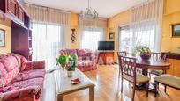 Living room of Flat for sale in  Madrid Capital  with Air Conditioner, Heating and Parquet flooring