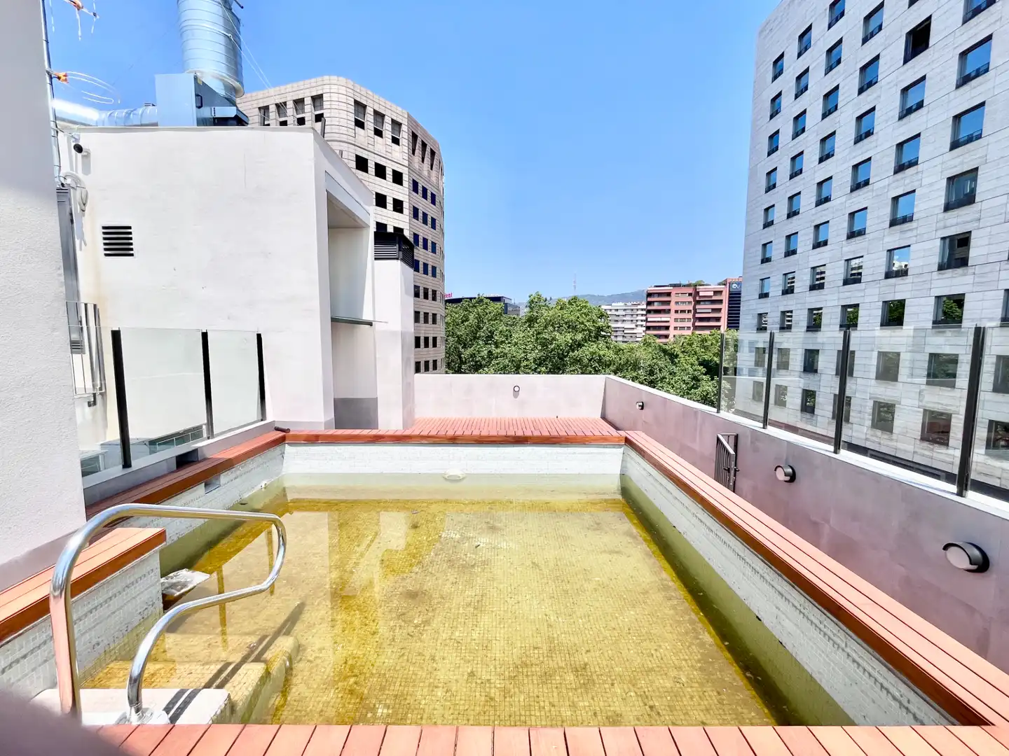 Terrace of Flat for rent in Barcelona  with Air Conditioner, Heating and Parquet flooring