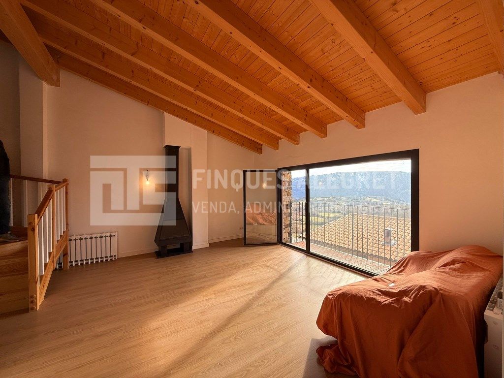 Living room of Duplex for sale in Baix Pallars