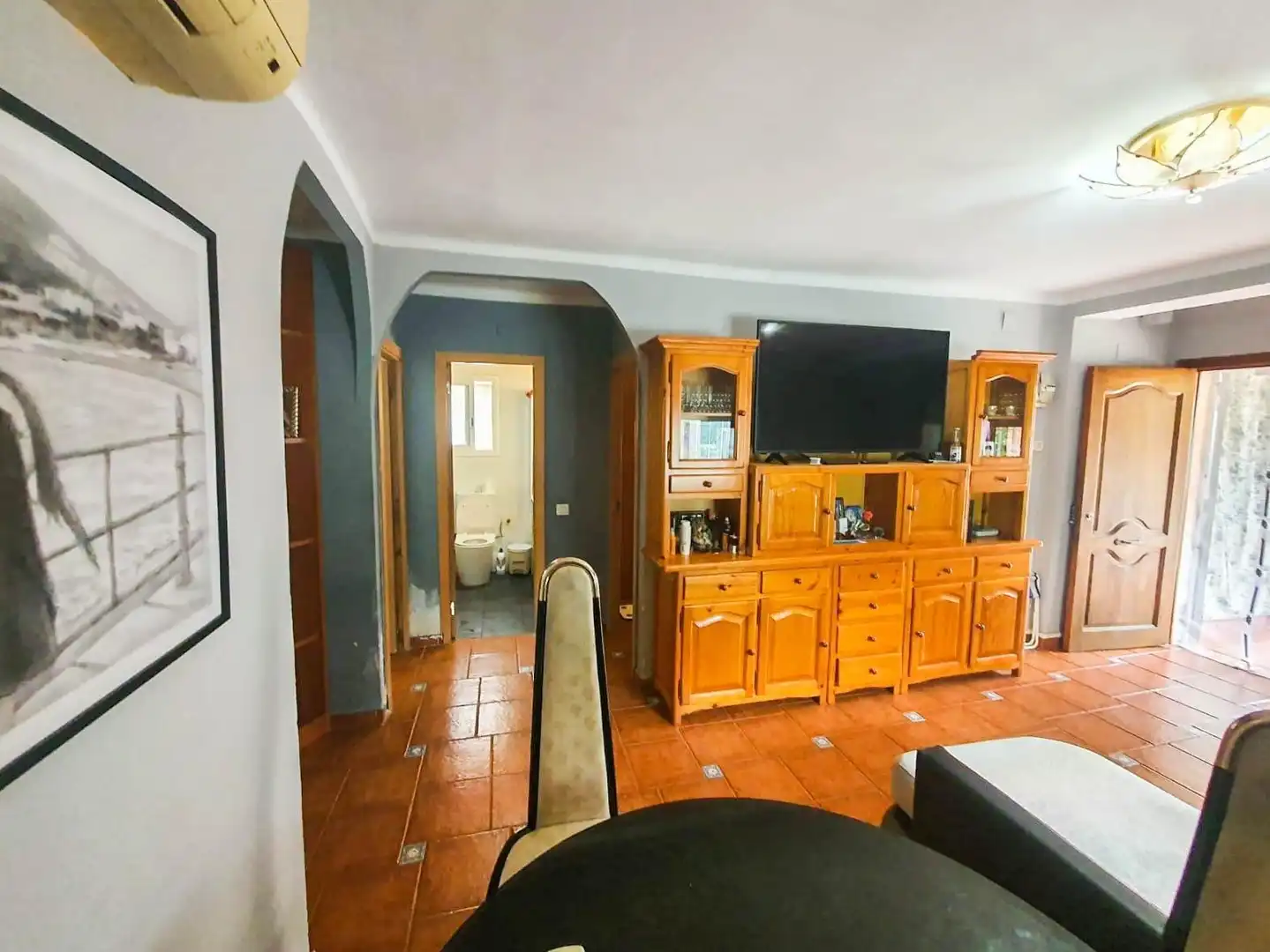 Sala de estar de Casa o chalet en venta en Esparreguera con Aire acondicionado, Jardín privado y Piscina