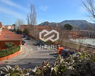 Exterior view of Flat for sale in Alcalá de Henares  with Air Conditioner, Heating and Private garden