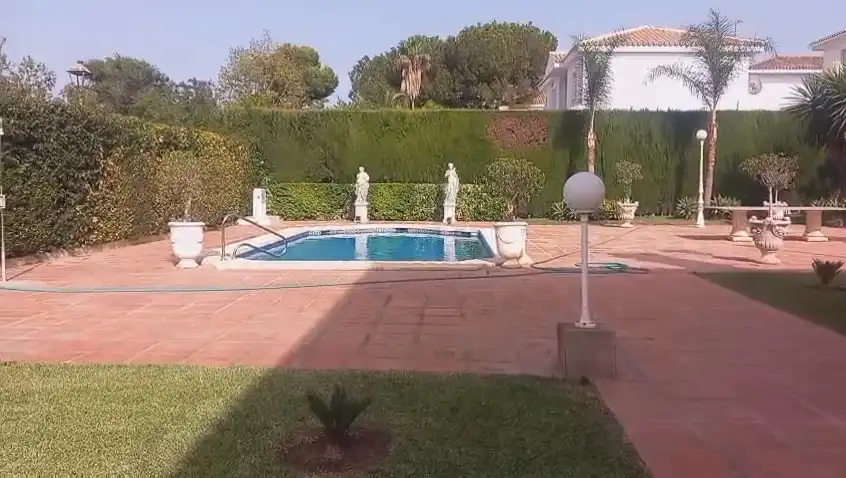 Chalet con piscina en venta en Capellanía - Retamar, imagen 4