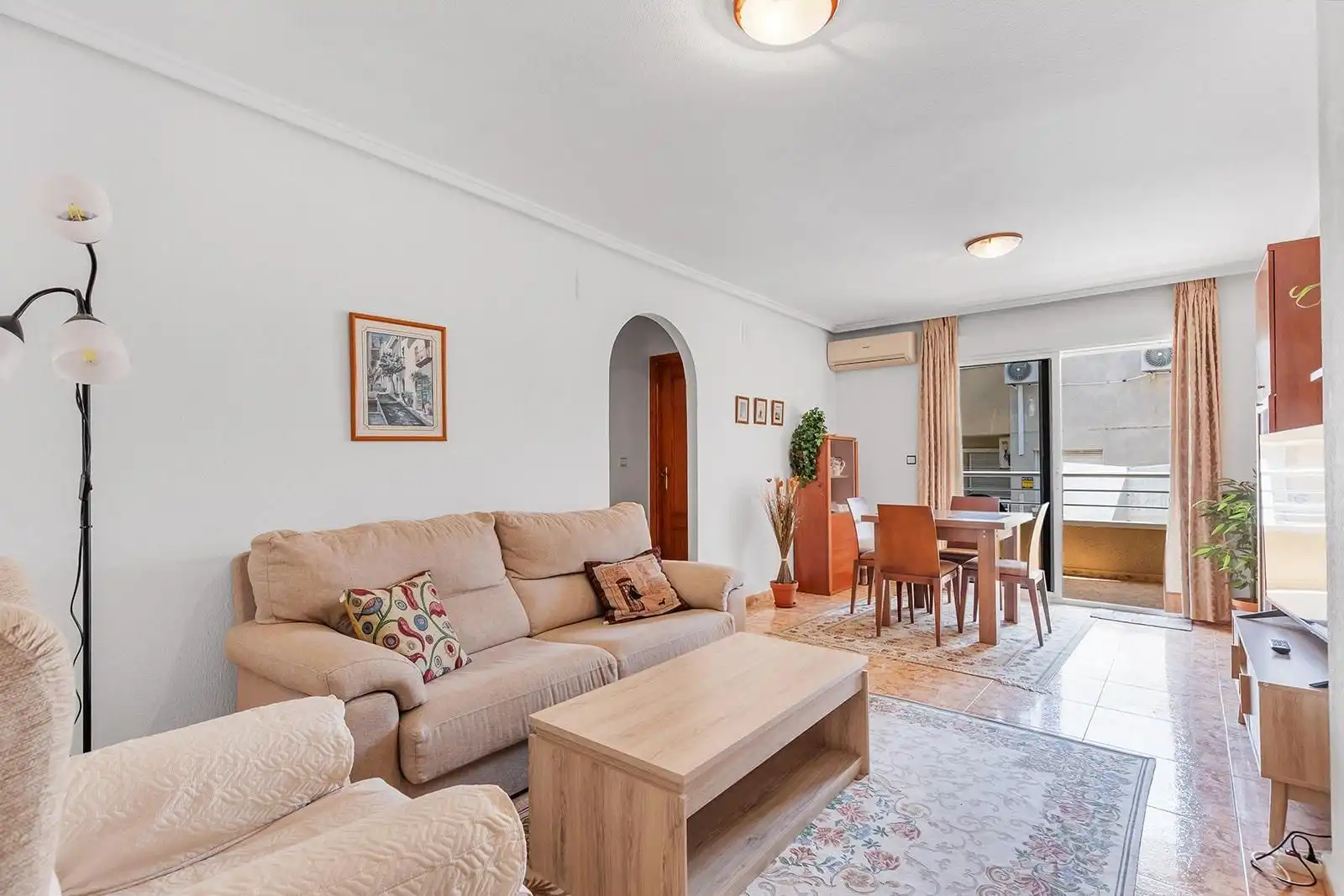 Living room of Attic for sale in Torrevieja  with Terrace, Furnished and Community pool