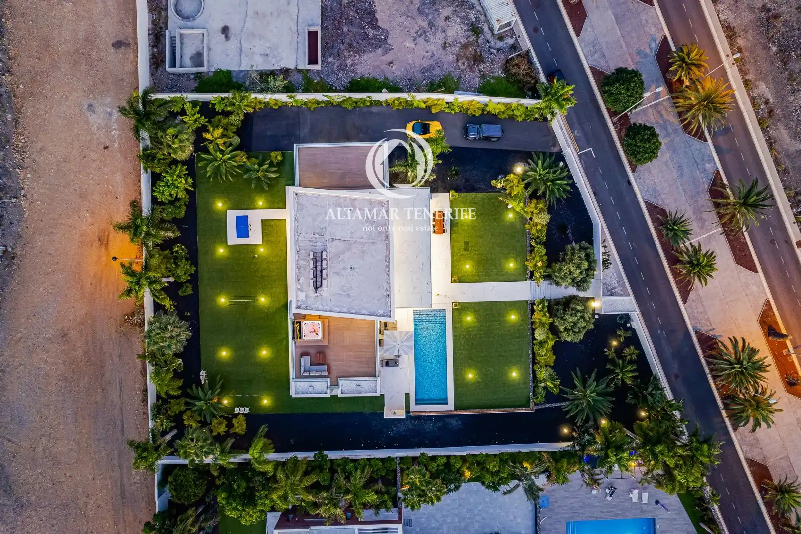 Vista exterior de Casa o xalet en venda en Costa Adeje
