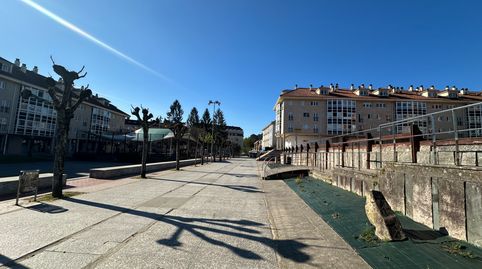 Foto 2 de Piso en venta en Praza Chavián, Bertamirans, Ames