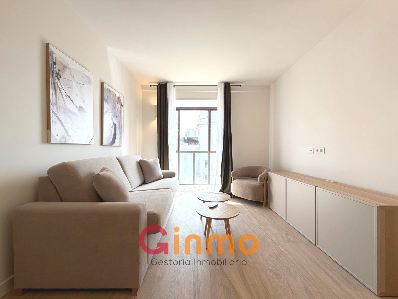 Wohnzimmer von Dachboden zur Miete in  Madrid Capital mit Klimaanlage, Heizung und Terrasse