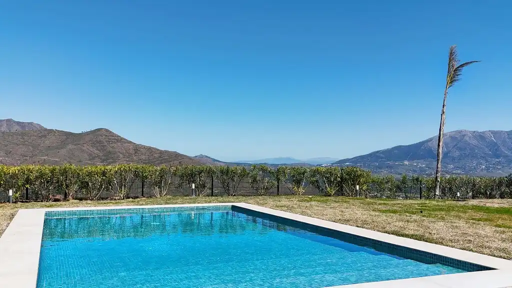 Chalet con piscina en venta en La Mairena, imagen 7