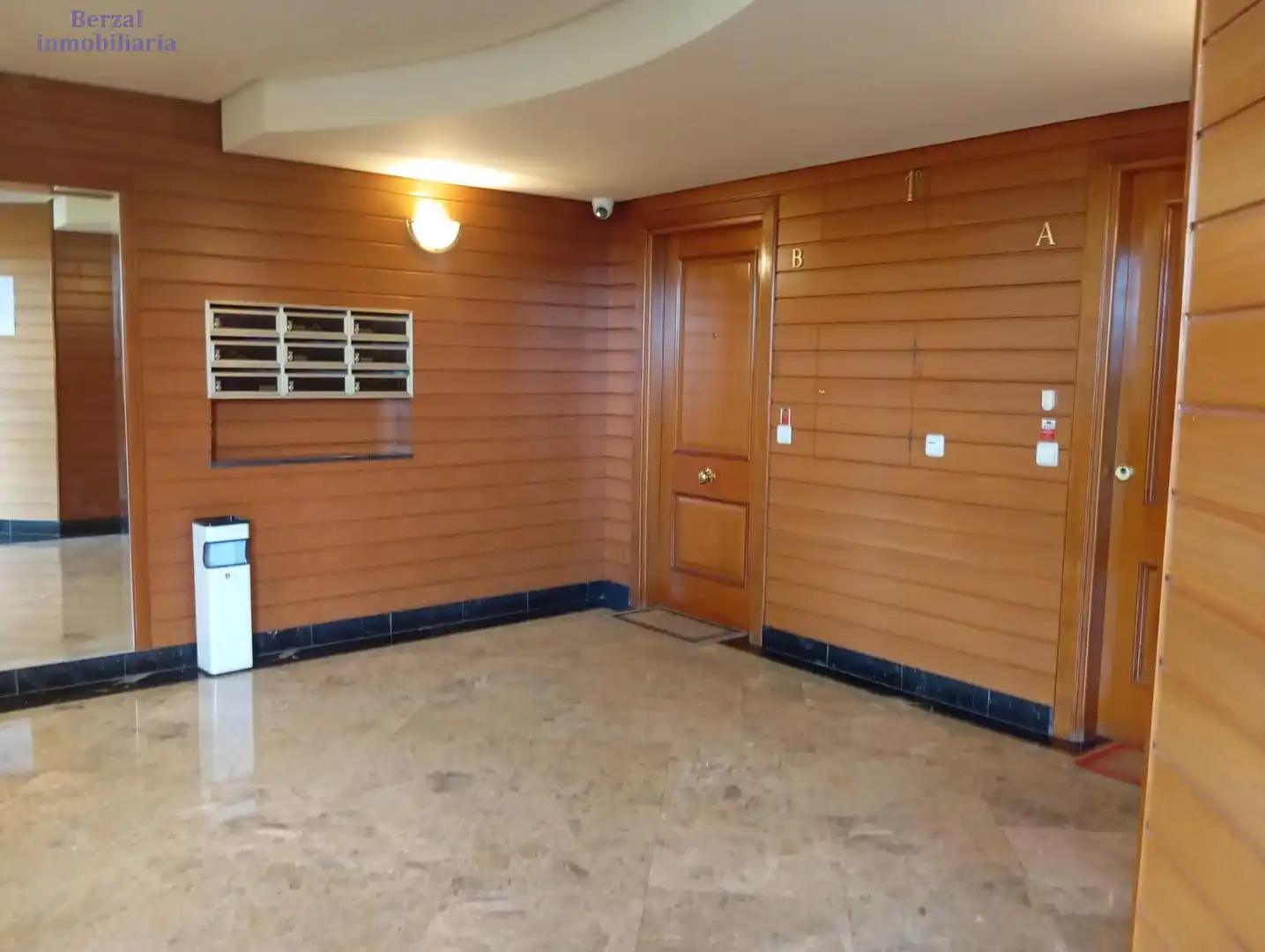 Piso de alquiler en  Logroño con Calefacción, Jardín privado y Terraza
