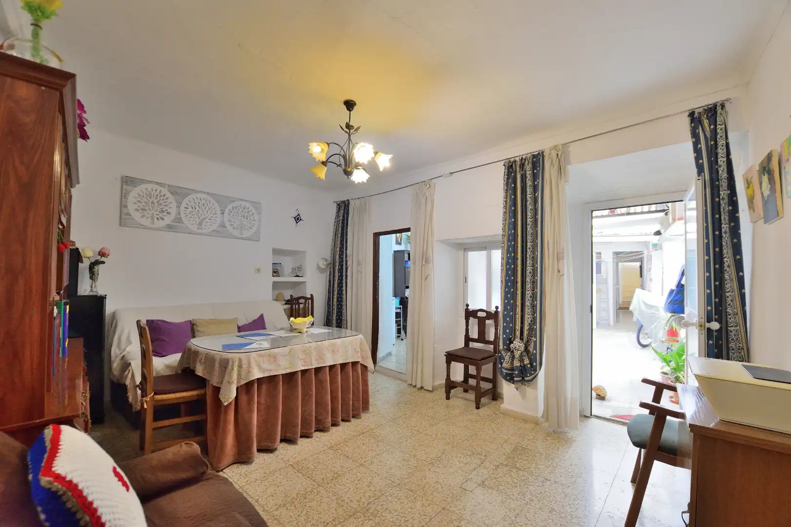 Sala de estar de Piso en venta en Ronda con Terraza, Amueblado y Balcón