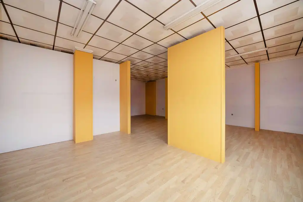 Business premises for sale in C/ Canalejas, imagen 17