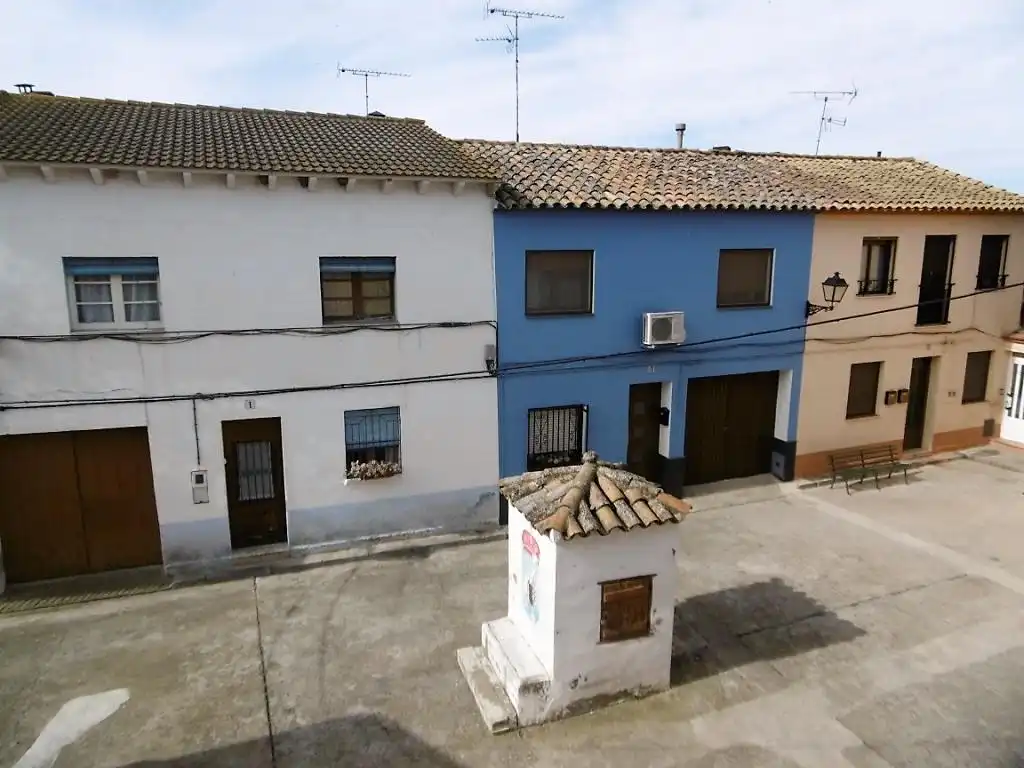 Vista exterior de Casa o xalet en venda en Albalate de Cinca amb Calefacció, Terrassa i Traster