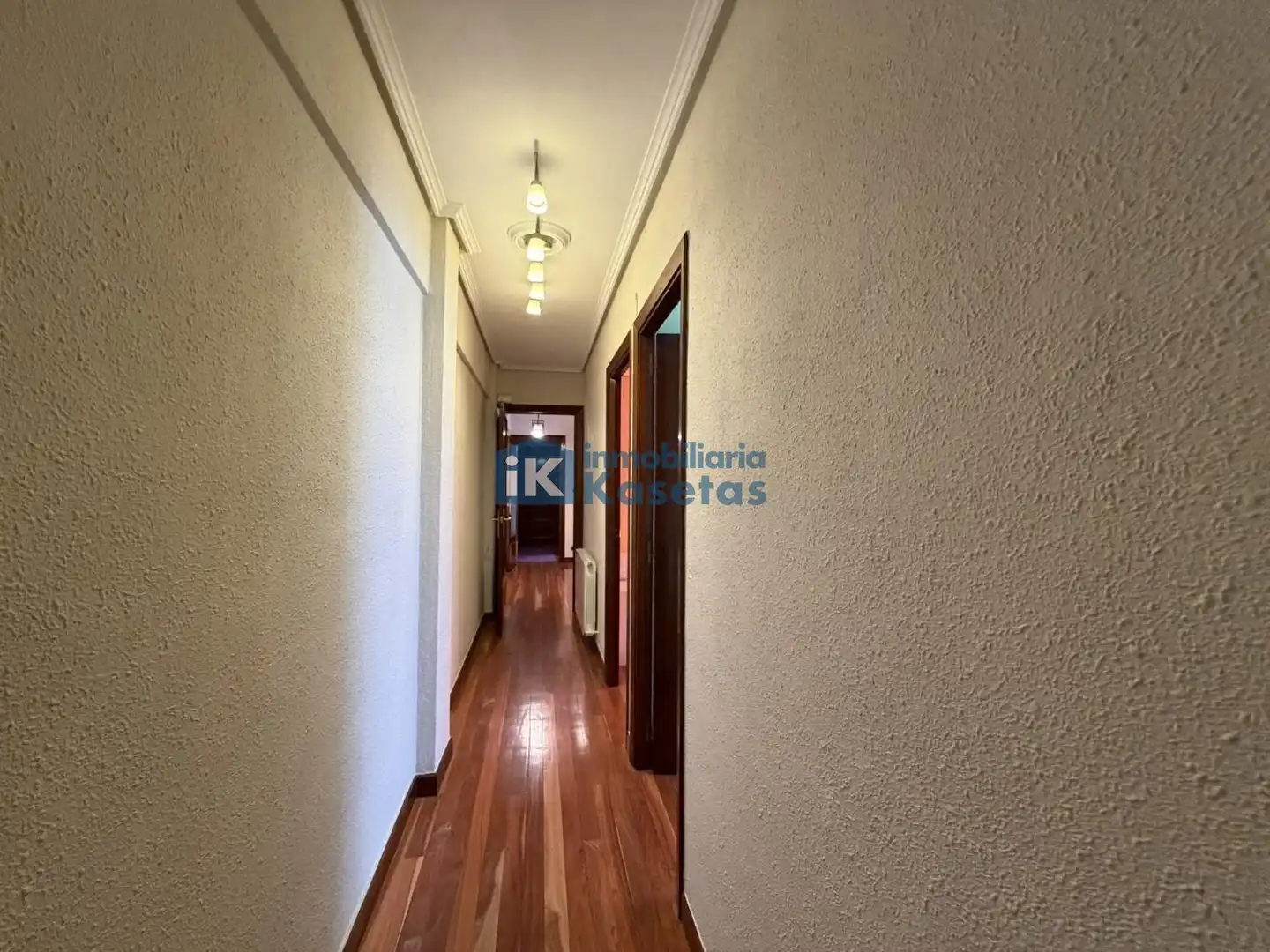 Piso en venta en Basauri  con Calefacción y Terraza