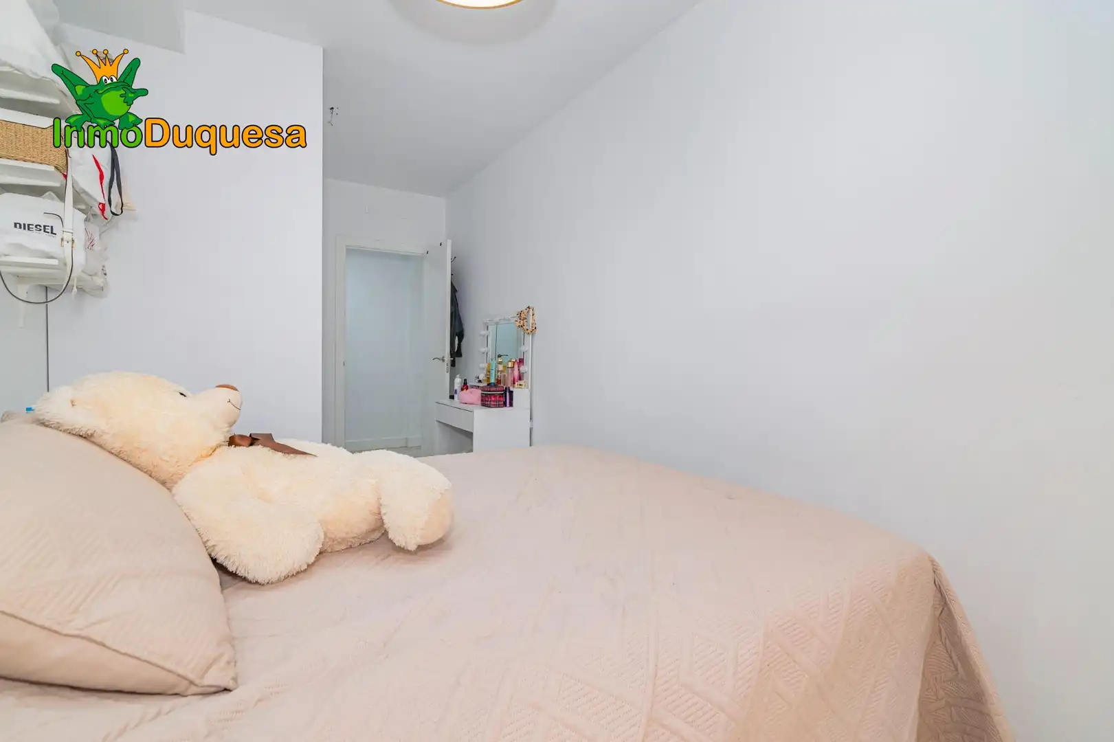 Habitación de Piso en venta en La Zubia con Aire acondicionado, Calefacción y Terraza